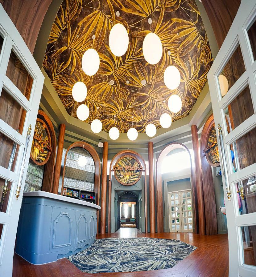 Hualien Farglory Hotel Yanliau Eksteriør bilde Interior of the library