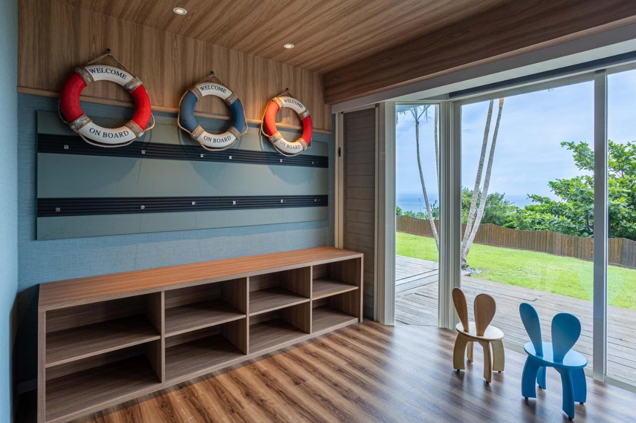 Hualien Farglory Hotel Yanliau Eksteriør bilde Interior of the Lifeguard Station