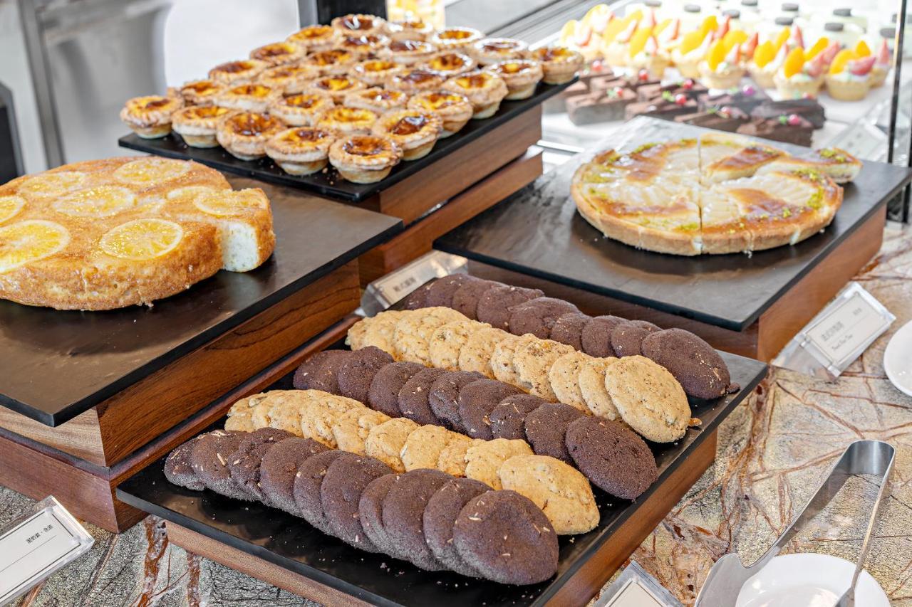 Hualien Farglory Hotel Yanliau Eksteriør bilde A selection of pastries