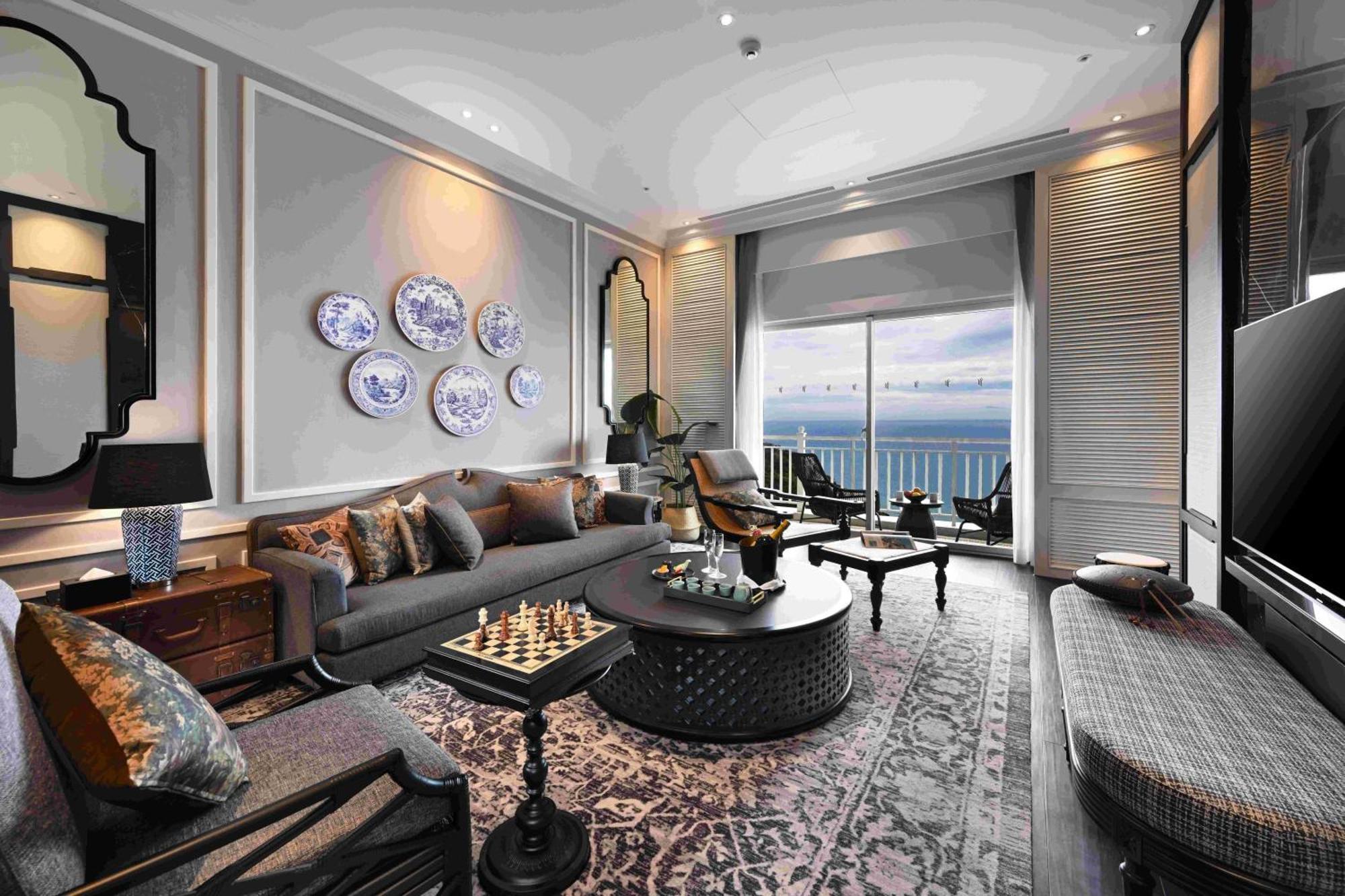 Hualien Farglory Hotel Yanliau Eksteriør bilde The living room of a suite at The Oberoi, Mumbai
